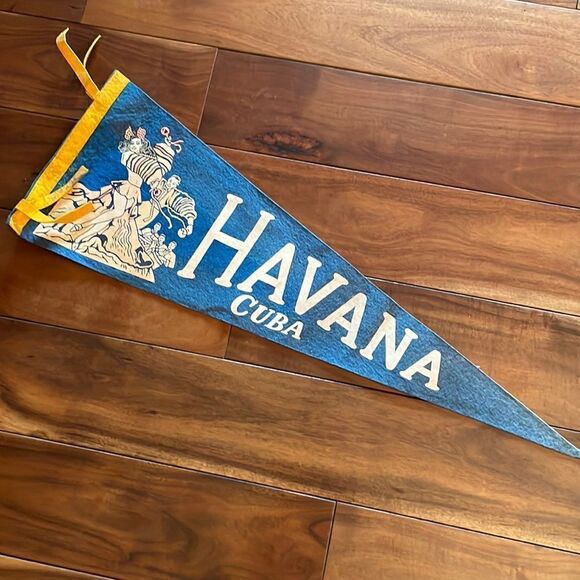 RARE Vintage Havana Cuba Rumba Dancers Felt Pennant - Picture 1 of 3